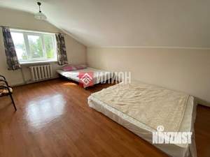 Дом 263м², 3-этажный, участок 3 сот.  