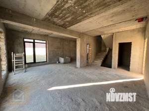 Коттедж 210м², 3-этажный, участок 5 сот.  