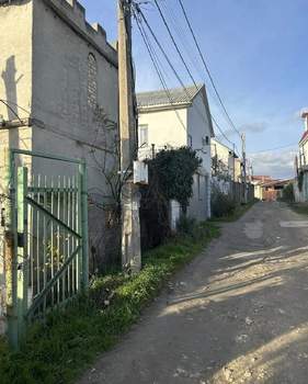 Дом 40м&sup2;, 2-этажный, участок 4 сот.  