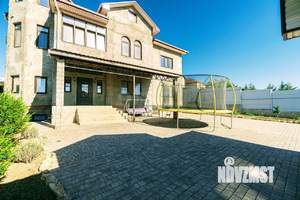 Дом 561м&sup2;, 3-этажный, участок 12 сот.  