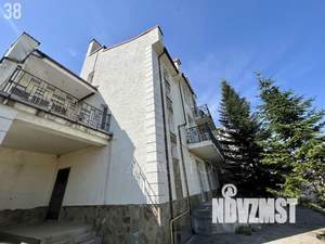 Таунхаус 686м&sup2;, 3-этажный, участок 22 сот.  