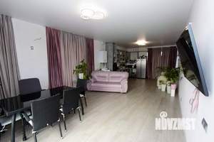 Дом 256м², 3-этажный, участок 6 сот.  