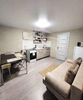 Дом 216м², 3-этажный, участок 4 сот.  