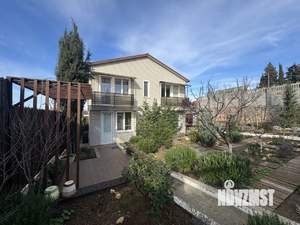 Дом 145м&sup2;, 2-этажный, участок 5 сот.  