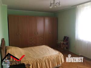 Дом 352м², 3-этажный, участок 7 сот.  