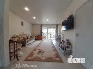 Дом 400м², 2-этажный, участок 5 сот.  