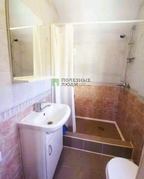 Дом 140м², 2-этажный, участок 6 сот.  