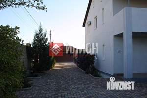 Дом 265м², 3-этажный, участок 9 сот.  