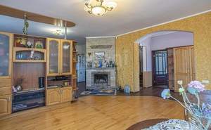 Дача 300м², 2-этажный, участок 8 сот.  