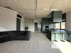 Дом 220м², 2-этажный, участок 4 сот.  
