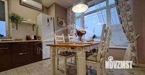 Дом 254м², 3-этажный, участок 6 сот.  