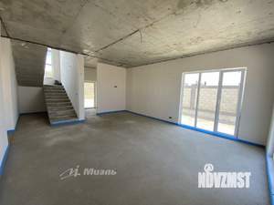Дом 180м², 2-этажный, участок 4 сот.  