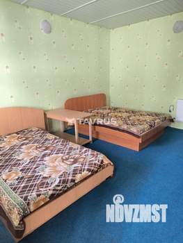 Дом 1200м², 2-этажный, участок 10 сот.  