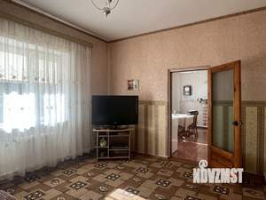 Дом 203м&sup2;, 2-этажный, участок 10 сот.  