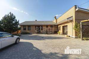 Дом 230м², 1-этажный, участок 16 сот.  