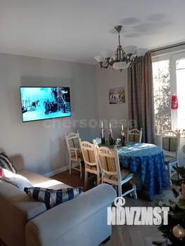 Дом 250м&sup2;, 2-этажный, участок 6 сот.  