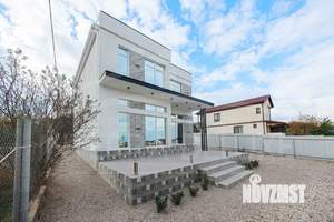 Дом 200м², 2-этажный, участок 5 сот.  