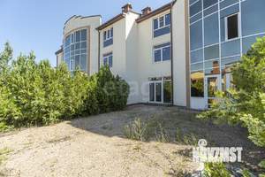 Дом 110м², 3-этажный, участок 1 сот.  