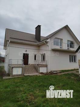 Дом 243м&sup2;, 2-этажный, участок 12 сот.  