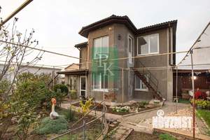 Дом 150м², 2-этажный, участок 4 сот.  