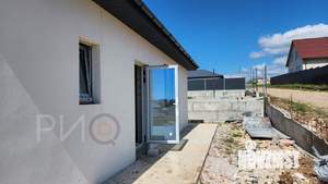 Дом 130м&sup2;, 1-этажный, участок 5 сот.  