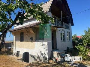 Дом 103м&sup2;, 2-этажный, участок 6 сот.  