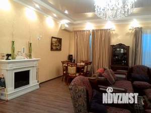 Дом 277м², 2-этажный, участок 8 сот.  