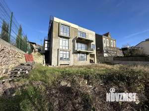 Дом 274м&sup2;, 3-этажный, участок 5 сот.  