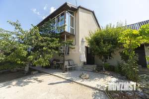 Дом 95м&sup2;, 2-этажный, участок 4 сот.  