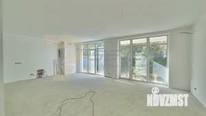 Дом 335м², 2-этажный, участок 5 сот.  