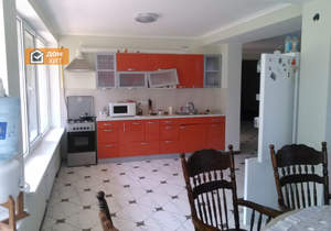 Дом 440м², 3-этажный, участок 5 сот.  