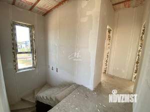 Дом 130м&sup2;, 2-этажный, участок 4 сот.  