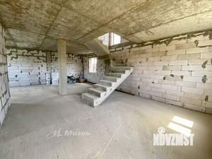 Дом 160м², 2-этажный, участок 4 сот.  
