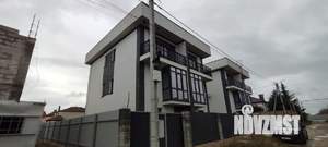 Таунхаус 272м², 3-этажный, участок 3 сот.  