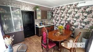 Дом 200м&sup2;, 3-этажный, участок 4 сот.  