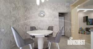 Дом 196м&sup2;, 2-этажный, участок 6 сот.  