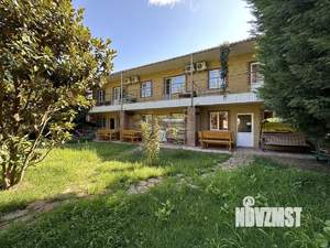 Дом 340м&sup2;, 2-этажный, участок 7 сот.  