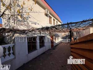 Дом 270м&sup2;, 3-этажный, участок 4 сот.  