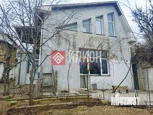 Дом 160м², 2-этажный, участок 6 сот.  