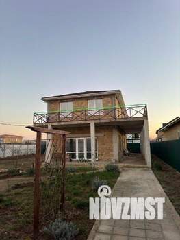 Дом 244м&sup2;, 2-этажный, участок 4 сот.  