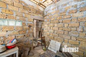 Дом 200м&sup2;, 3-этажный, участок 7 сот.  