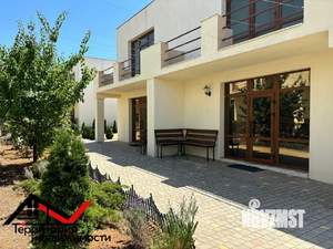 Дом 203м², 2-этажный, участок 4 сот.  