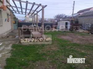 Дом 200м&sup2;, 3-этажный, участок 8 сот.  