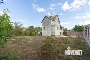 Дом 139м², 3-этажный, участок 6 сот.  