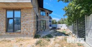 Дом 204м&sup2;, 2-этажный, участок 5 сот.  