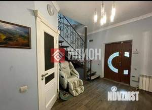 Дом 250м², 3-этажный, участок 4 сот.  