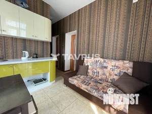 Дом 447м&sup2;, 3-этажный, участок 6 сот.  