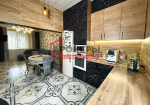 Дача 350м&sup2;, 2-этажный, участок 4 сот.  