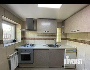 Дача 250м², 3-этажный, участок 4 сот.  