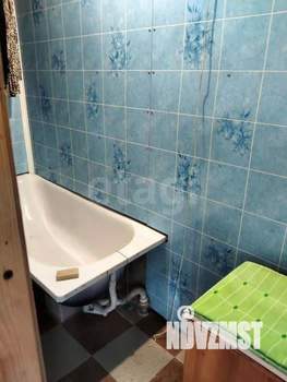 Дом 63м&sup2;, 2-этажный, участок 4 сот.  